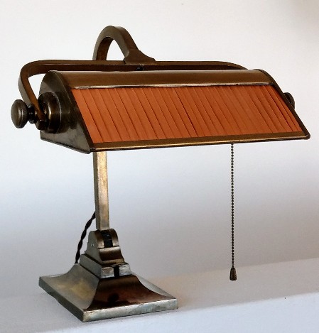 1910 bankerslamp mit seidenschirm kippmechanismus messing jugendstil