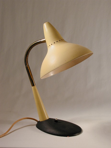 fifties tablelamp with elegant shape