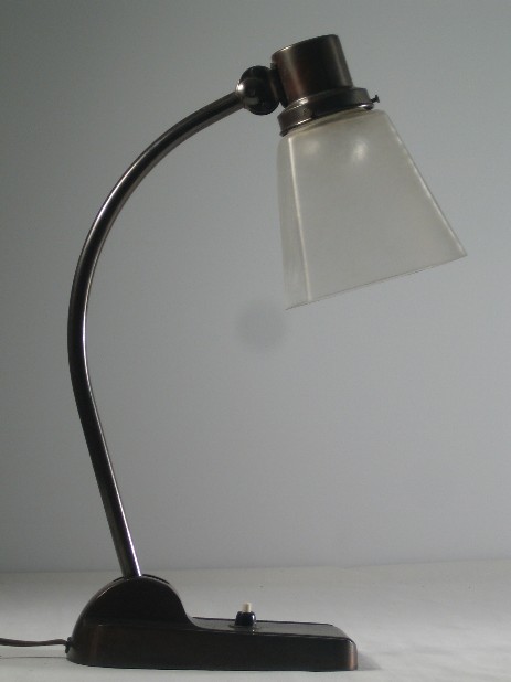 drk patinated working lamp between art nouveau and art déco