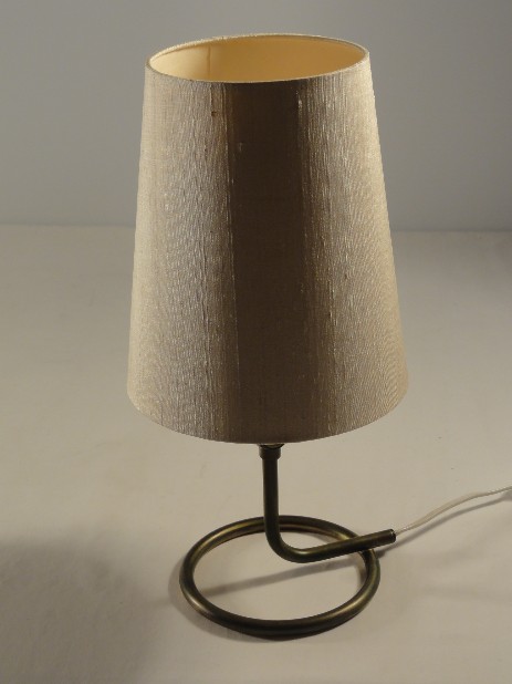 minimalistische wandleuchte oder tischlampe mit textilschirm 50erjahre