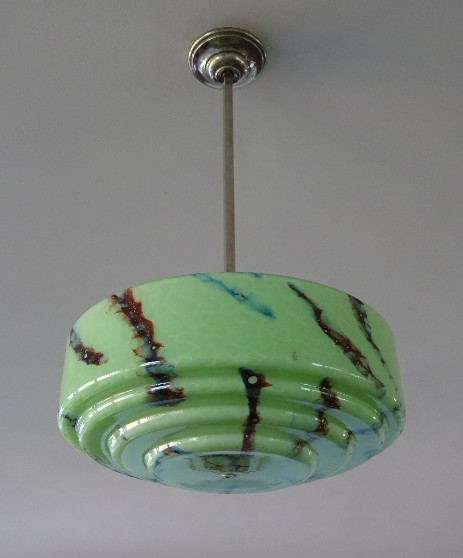 art déco hängeleuchte pistachegrün gestuft opalglas nickel 1935
