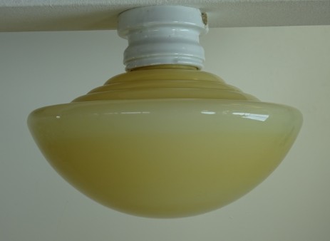 grosse crème Decken Kuppel-Leuchte porzellan 1930 