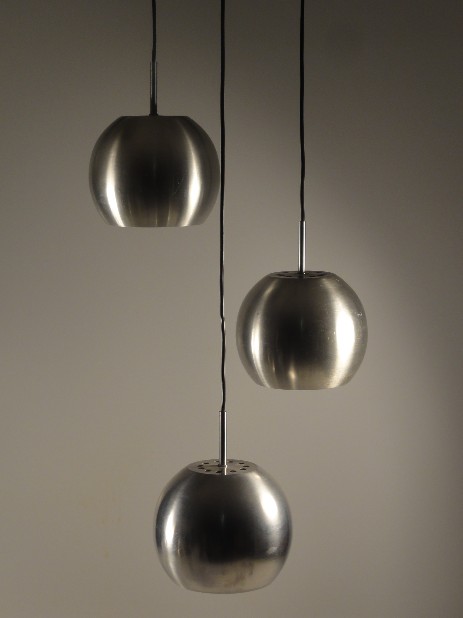 70erjahre aluminium kugelhänger mit 3 reflektorkugeln